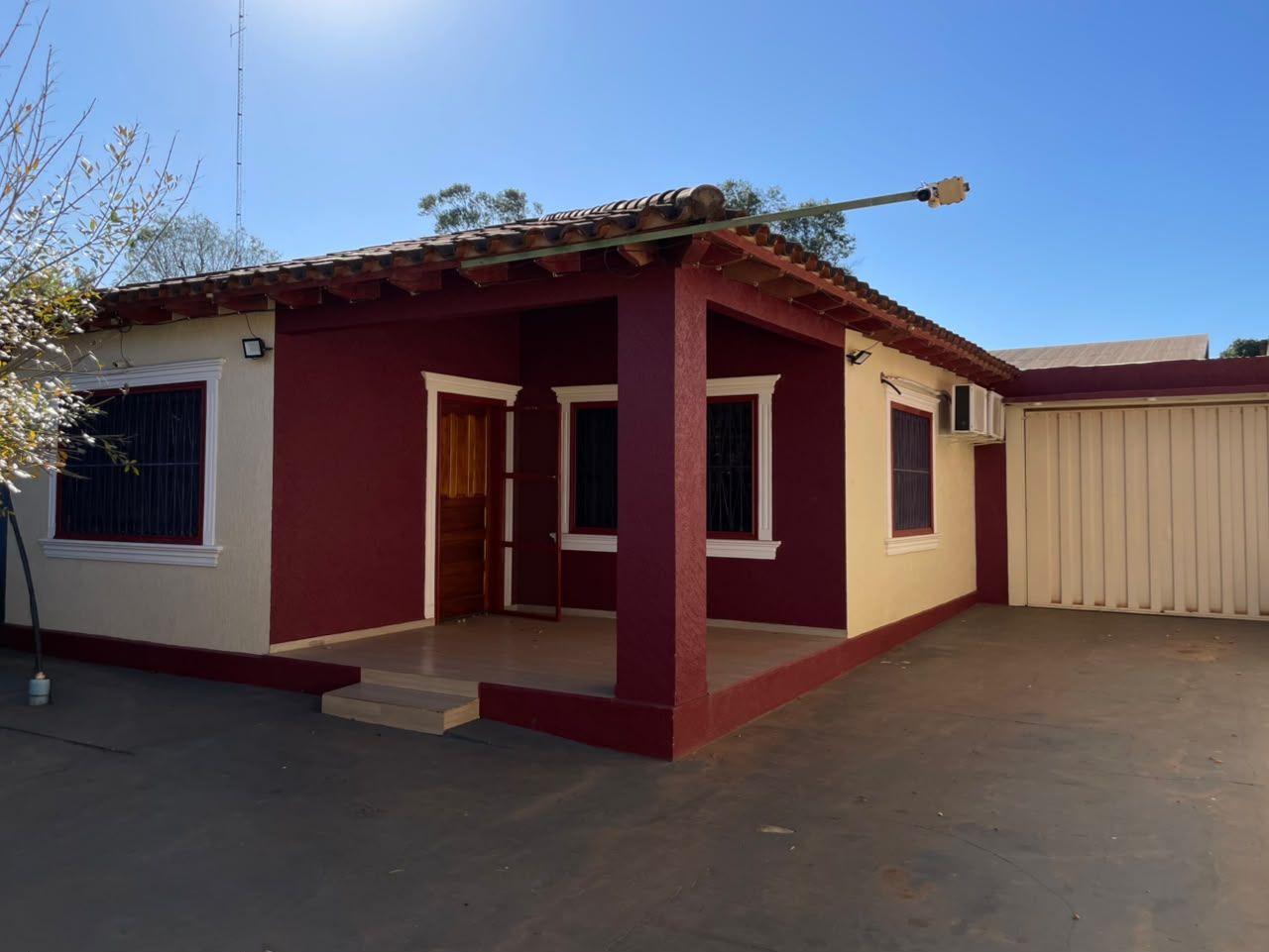 Hermosa casa en alquiler, ubicada en pleno centro